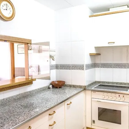 Apartment Modern In 50 M² + Pool *