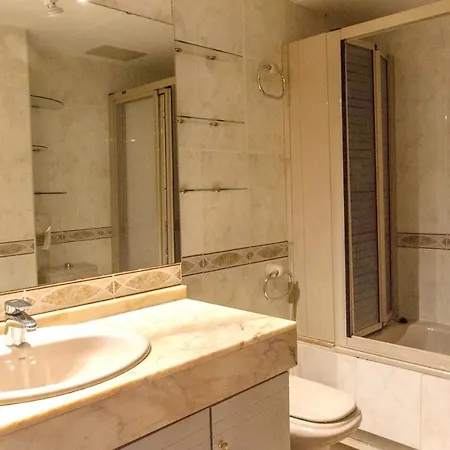 Apartment Modern In 50 M² + Pool *